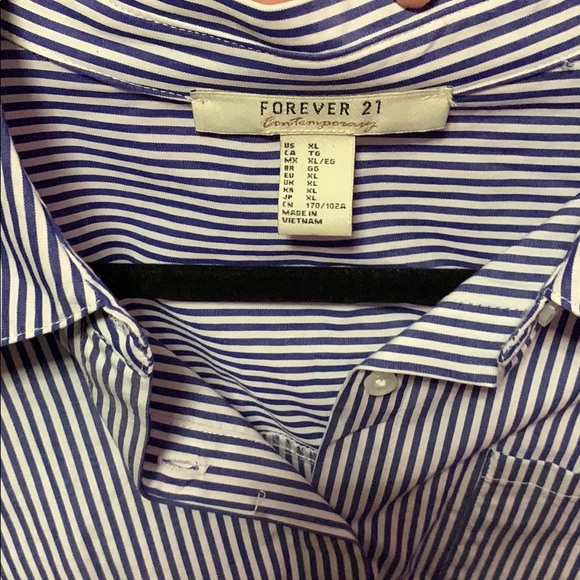 Cropped button down - Picture 3 of 3